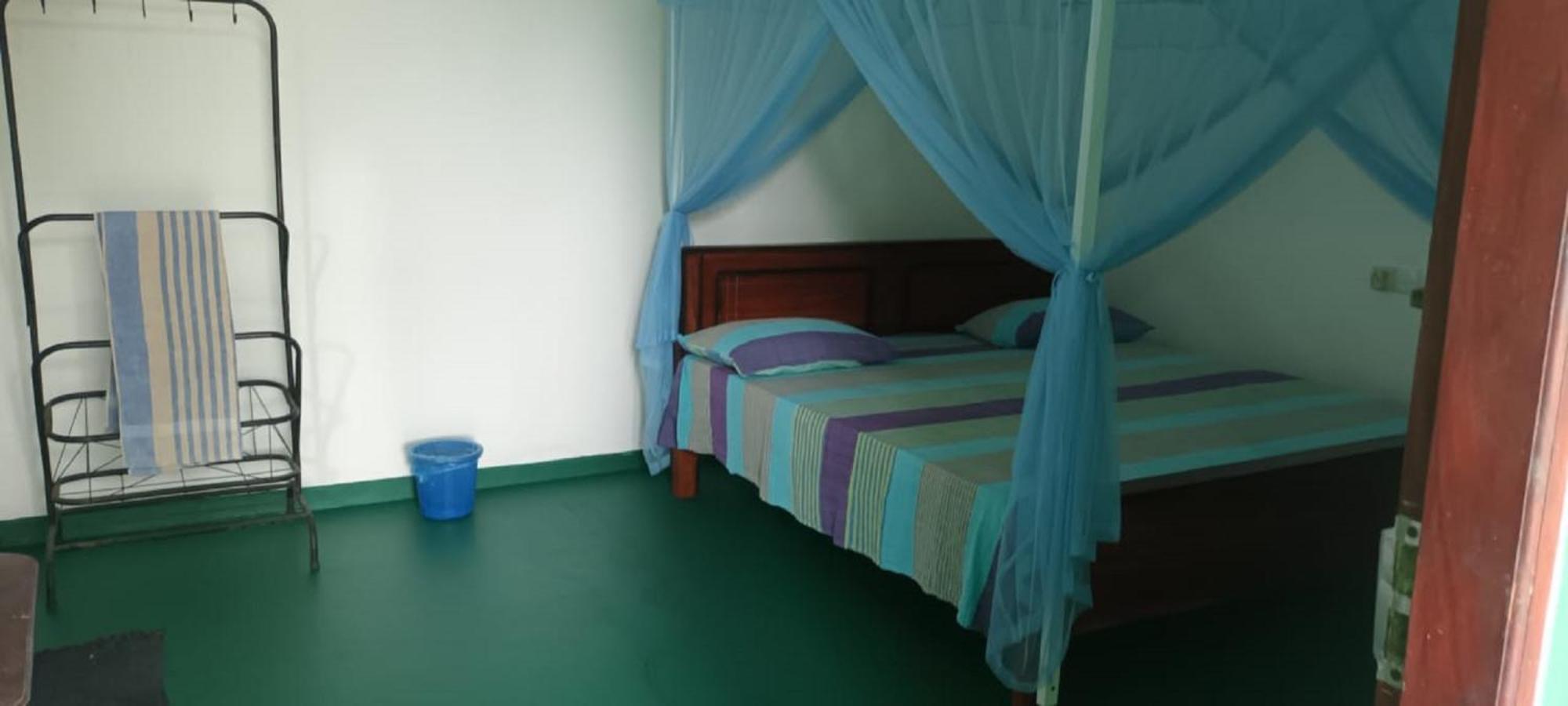Lagoon Inn Hambantota Buitenkant foto